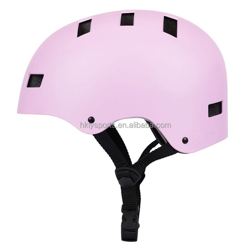 ヨーロピアン スタイルのクラシックなレディース通気性 OEM ローラー スケート ヘルメット販売