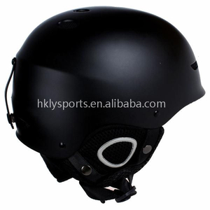 新しいファッションホットケーキスキーヘルメット人気のスノーボードヘルメット大人のスケートボードヘルメット工場