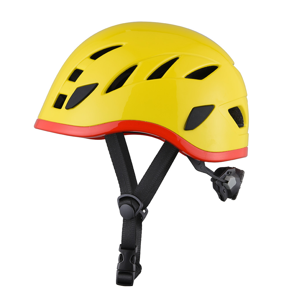 登山ヘルメット