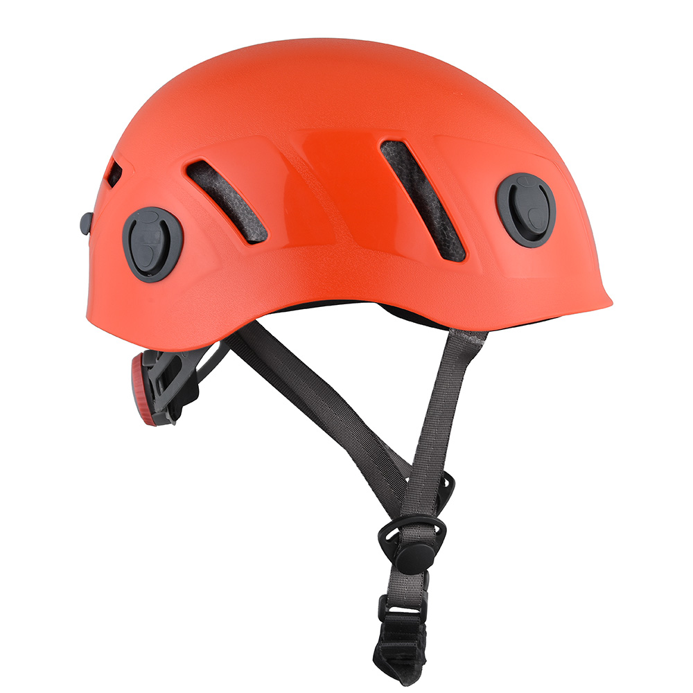 登山者のヘルメット